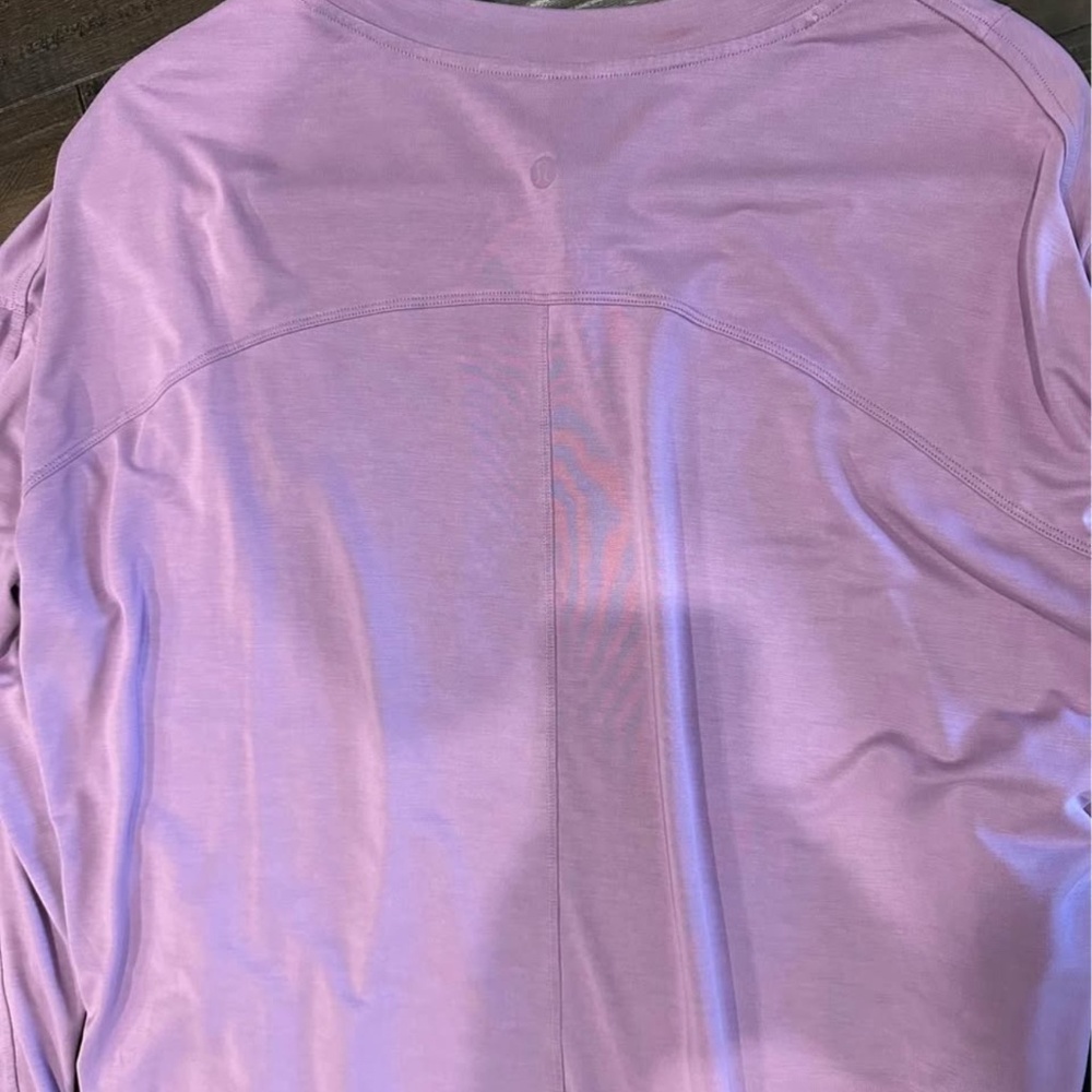 Lululemon top - Picture 2 of 2
